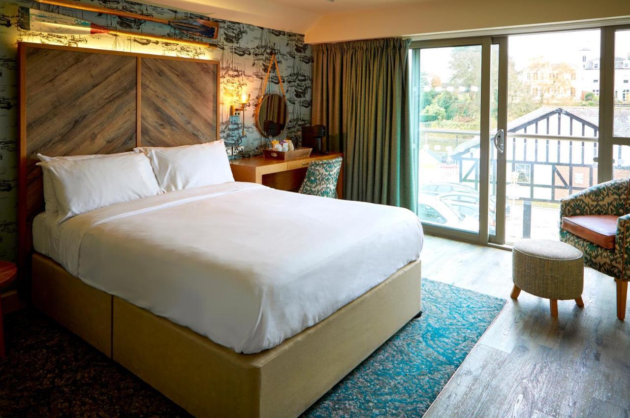 The Boathouse & Riverside 4*