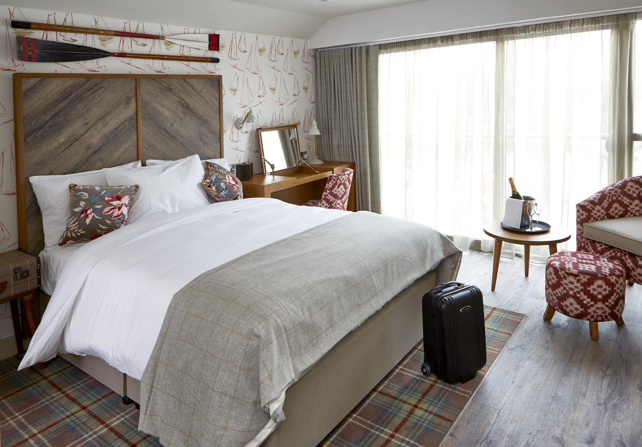 The Boathouse & Riverside 4*